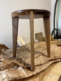 Hocker photo 3